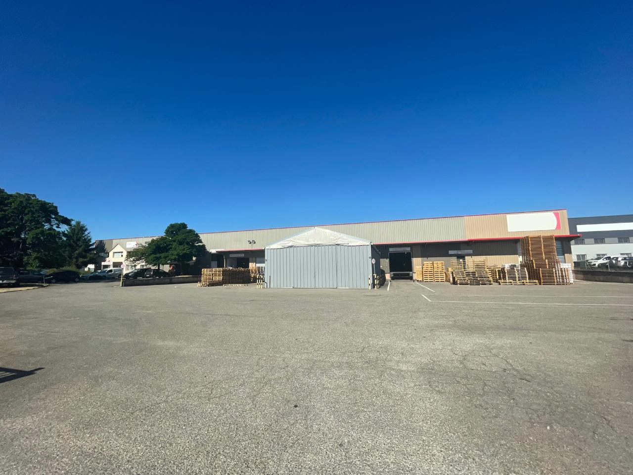 Local d'activité Dagneux 3890m² Location local d'activité Dagneux Ain OLACT2533823 1